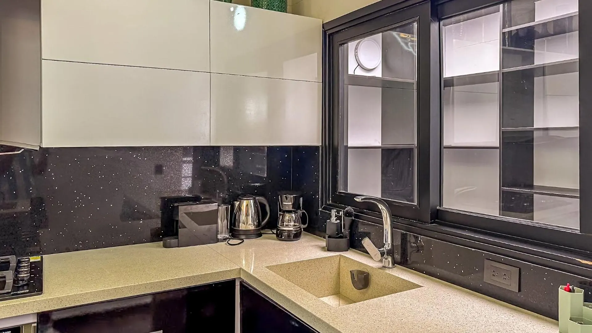 Urban Lofts Laureles 40 Apartman Medellín 0*,